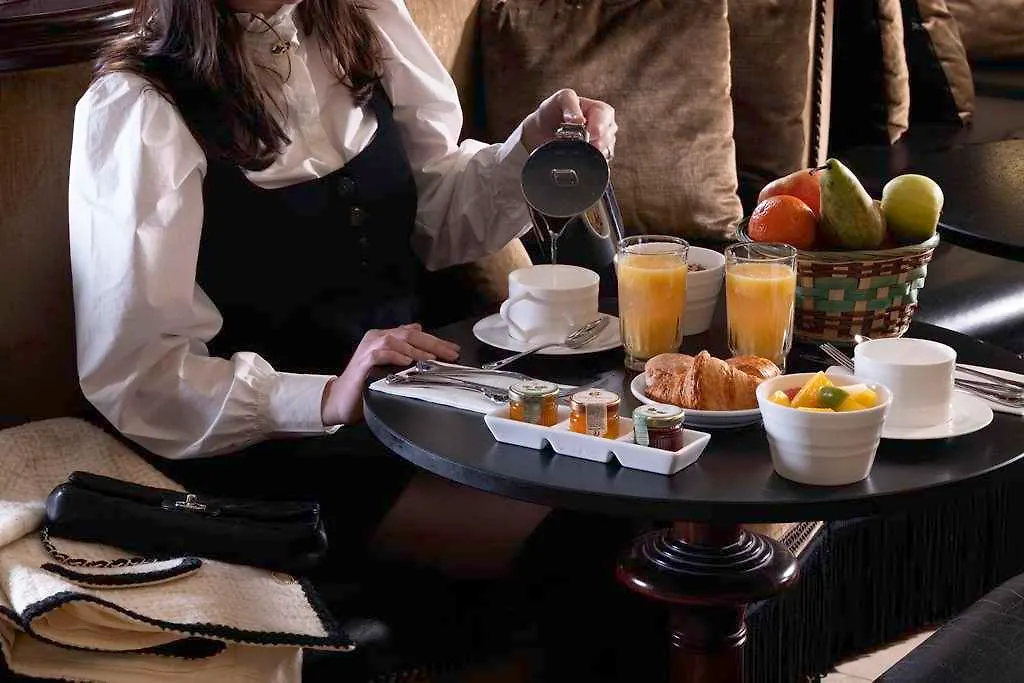 Le Belmont 4* Paris