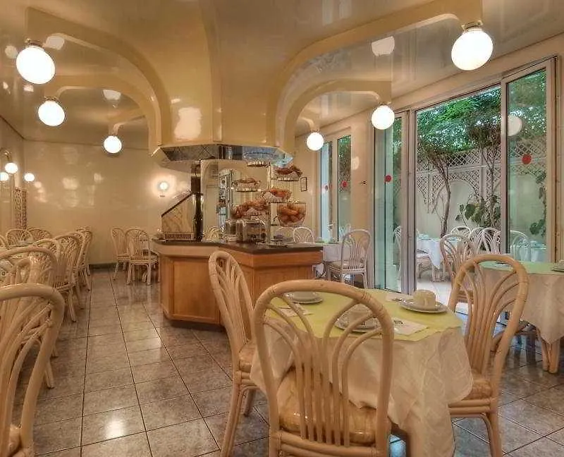 Hotell Le Belmont 4*